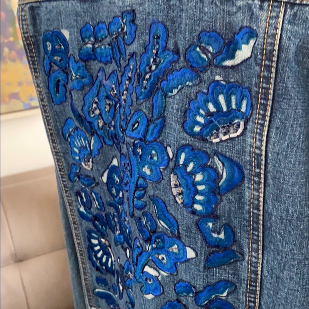 Chico’s Embroidered Patchwork Denim Jacket Euc - image 5